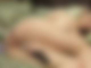 Your little bee - Polly's Live Sex Cam Show