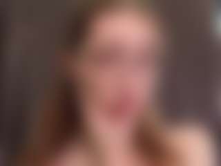 Your little bee - Polly's Live Sex Cam Show