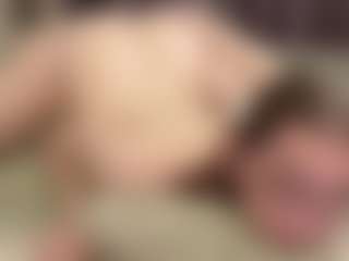 Your little bee - Polly's Live Sex Cam Show