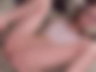 Your little bee - Polly's Live Sex Cam Show