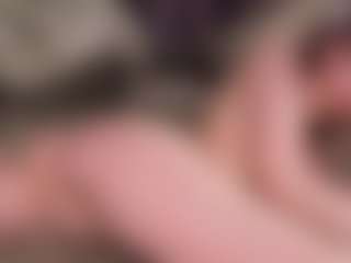 Your little bee - Polly's Live Sex Cam Show