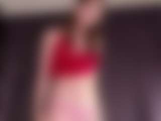 Live cam show with Your little bee - Polly - Brown Hair Teen (18+) on Camsoda
