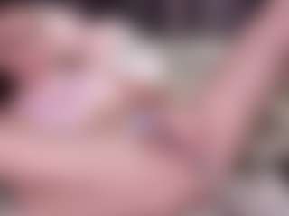 Your little bee - Polly's Live Sex Cam Show