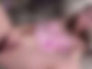 Your little bee - Polly's Live Sex Cam Show