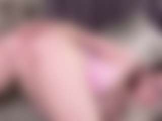Your little bee - Polly's Live Sex Cam Show