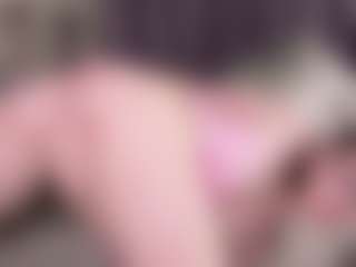 Your little bee - Polly's Live Sex Cam Show