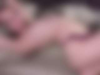 Your little bee - Polly's Live Sex Cam Show