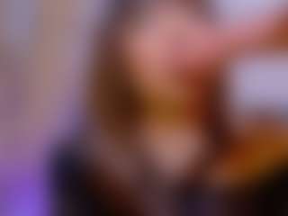 Live cam show with Rouse_marrie - Flat Chested on madthumbs