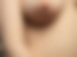 Live cam show with RowenaGossett - Ass Bouncing on fapnchat