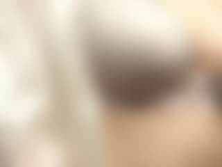 Live cam show with RowenaGossett - No Drinking on Camsoda