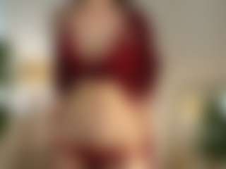 Live cam show with RowenaGossett - Cute on SpunkLive