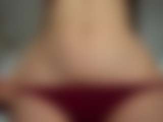 RowenaGossett's Live Sex Cam Show
