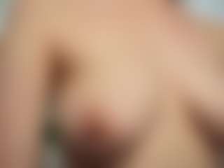 Live cam show with RowenaGossett - Oil on Camsoda Late Night