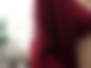 Live cam show with RowenaGossett - Camel Toe on Dolls Live