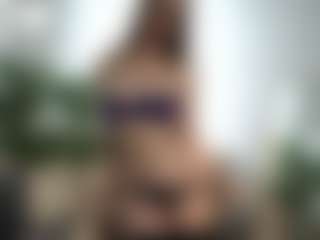 Live cam show with RowenaGossett - Ass Clapping on CamwithHer