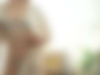 Live cam show with RowenaGossett - Normal on SmokeAndPoke