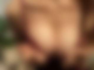 Live-Cam-Show mit RowenaGossett - Cute auf Camsoda