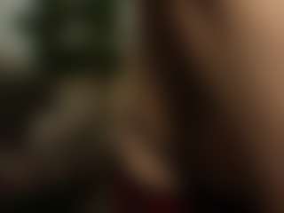 RowenaGossett's Live Sex Cam Show