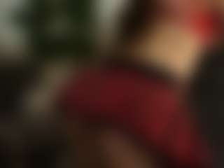 RowenaGossett's Live Sex Cam Show