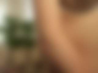 Live cam show with RowenaGossett - Teen (18+) on numayanayam.club