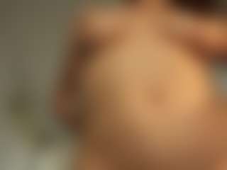 Live cam show with RowenaGossett - Ass Clapping on Camsoda