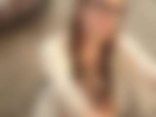 Live cam show with RowenaGossett - Camel Toe on Camsoda