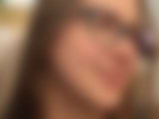 RowenaGossett's Live Sex Cam Show