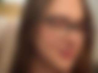 RowenaGossett's Live Sex Cam Show