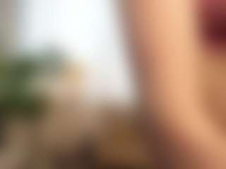 RowenaGossett's Live Sex Cam Show