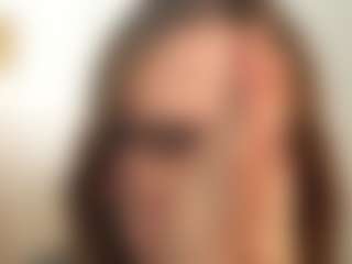 RowenaGossett's Live Sex Cam Show