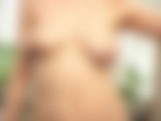 RowenaGossett's Live Sex Cam Show