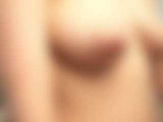 RowenaGossett's Live Sex Cam Show