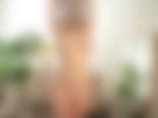RowenaGossett's Live Sex Cam Show