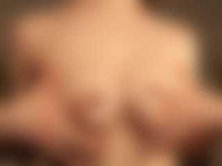 Live cam show with RowenaGossett - Dirty Talk on Hubzter Live