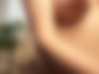 Live cam show with RowenaGossett - Solo on Hubzter Live