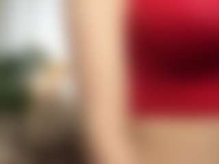 RowenaGossett's Live Sex Cam Show