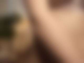 RowenaGossett's Live Sex Cam Show