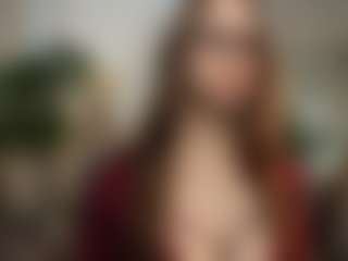 Live cam show with RowenaGossett - Blue Eyes on madthumbs