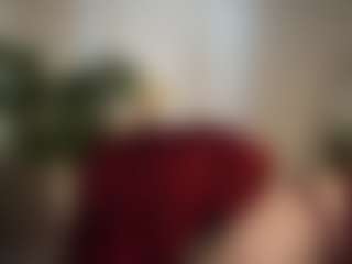 RowenaGossett's Live Sex Cam Show