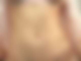 Live cam show with RowenaGossett - Cute on livesexfox.com
