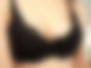 RowenaGossett's Live Sex Cam Show