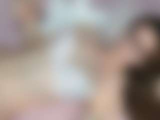 Live cam show with RowenaGossett - Blue Eyes on Cam Slut