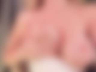 Live cam show with SibleyDunsford - Brown Hair on Milfs Live
