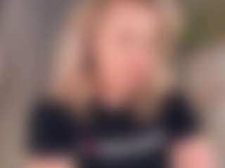 Live cam show with SibleyDunsford - Brown Hair on Cam Slut