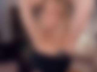 Live cam show with SibleyDunsford - Facial Piercings on TottyGirls