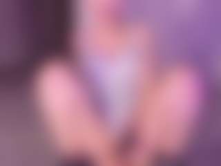 Live cam show with Mishel-Blessing - Strip Asian on TastyBlacksLive