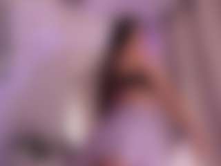 Live cam show with allison-alahia - Dirty Talk on liverealitysex.com