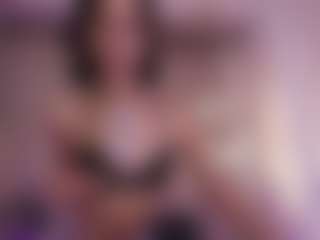 Live cam show with allison-alahia - Big Cock on Camsoda