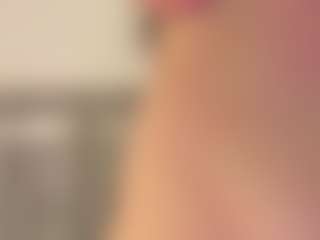 Live cam show with Angelica-saenz - Butt Plug on Camsoda