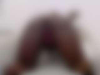 Darkqween23's Live Sex Cam Show